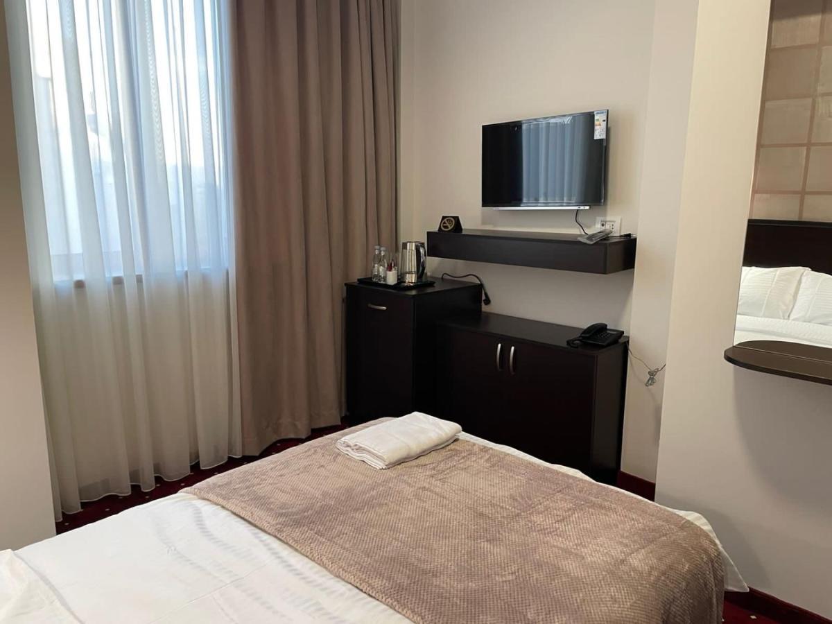 Anga Yerevan Hotel Eksteriør billede