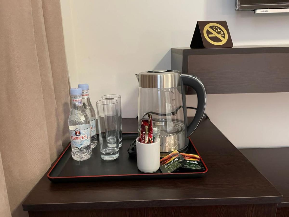 Anga Yerevan Hotel Eksteriør billede